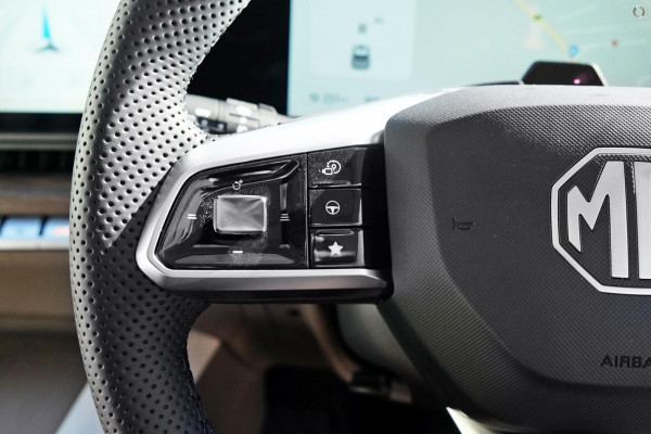 2025 MG QS IS31 Essence SUV Image 8