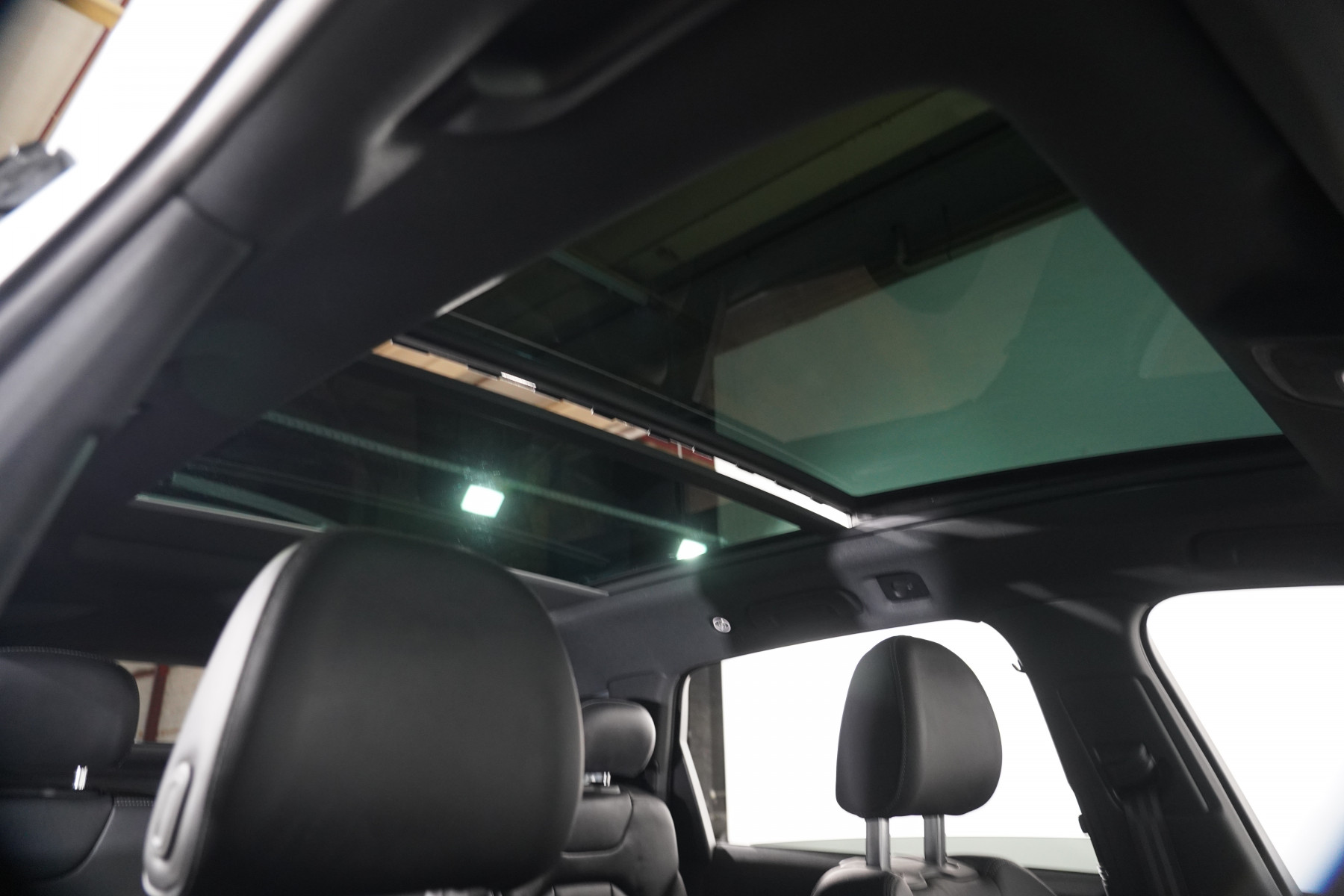2023 Audi Q7 55 Tfsi S Line Quattro Mhev SUV Image 31