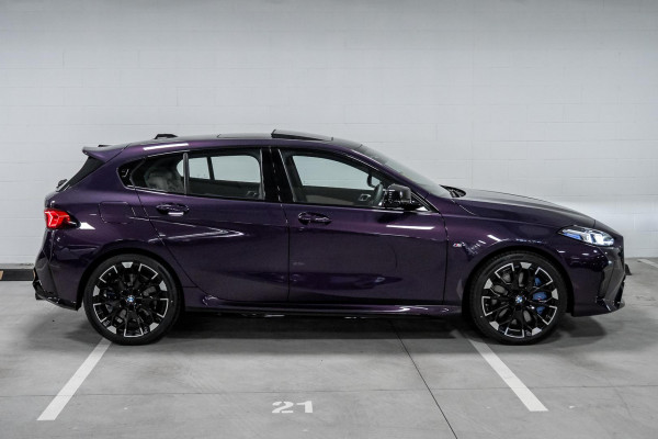 2025 BMW 1 Series F70 M135 xDrive Hatch image 3