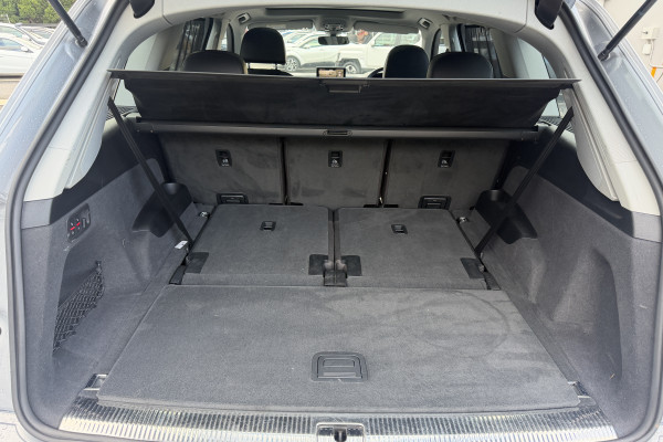 2018 MY19 Audi Q7 4M 45 TDI SUV Image 9