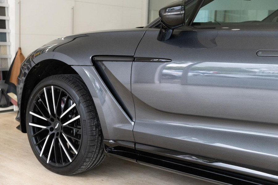 2025 MY26 Aston Martin DBX  707 SUV Image 27