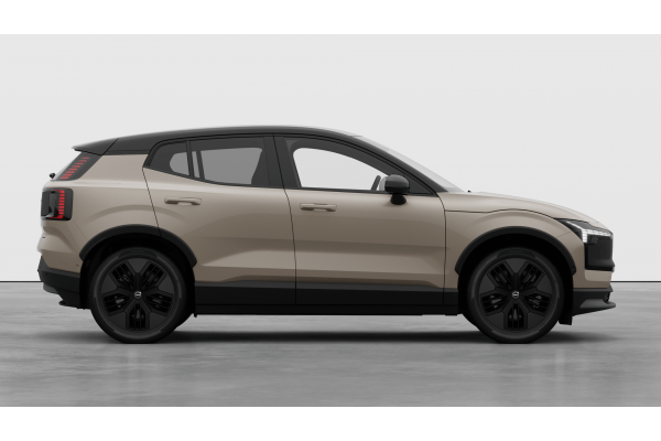 2026 Volvo EX30 Cross Country  Ultra Twin Motor Performance SUV Image 5