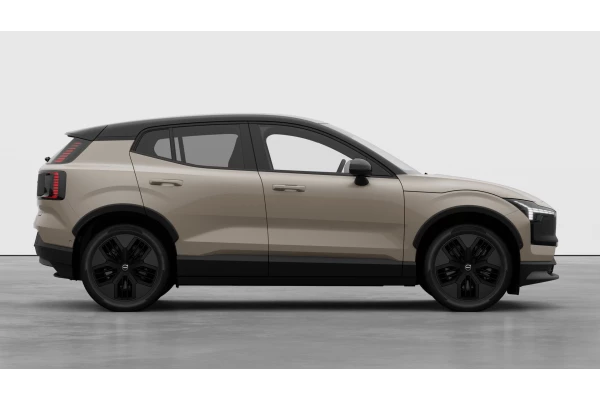 2026 Volvo EX30 Cross Country  Ultra Twin Motor Performance SUV Image 5
