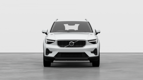 2026 Volvo XC40 XZ Ultra B4 Bright SUV image 6