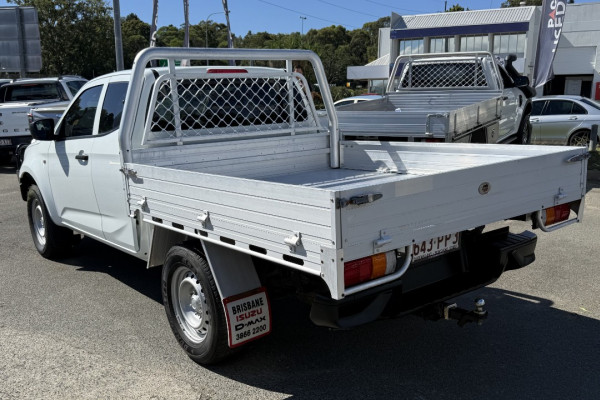 2022 Isuzu D-MAX RG SX Cab Chassis Image 7