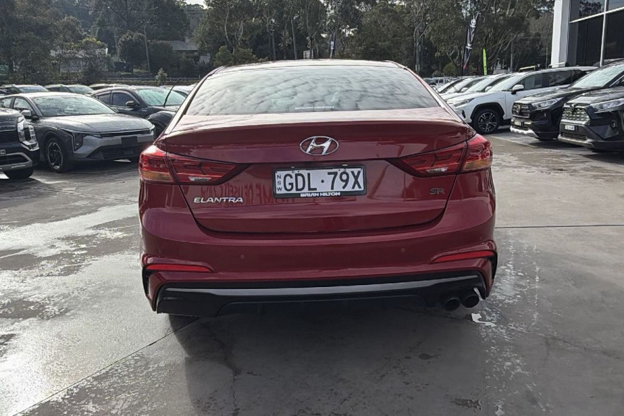 2018 Hyundai Elantra AD SR Sedan Image 6