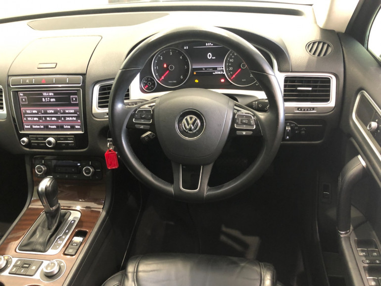 2015 Volkswagen Touareg 7P Turbo V6 TDI Wagon Image 10