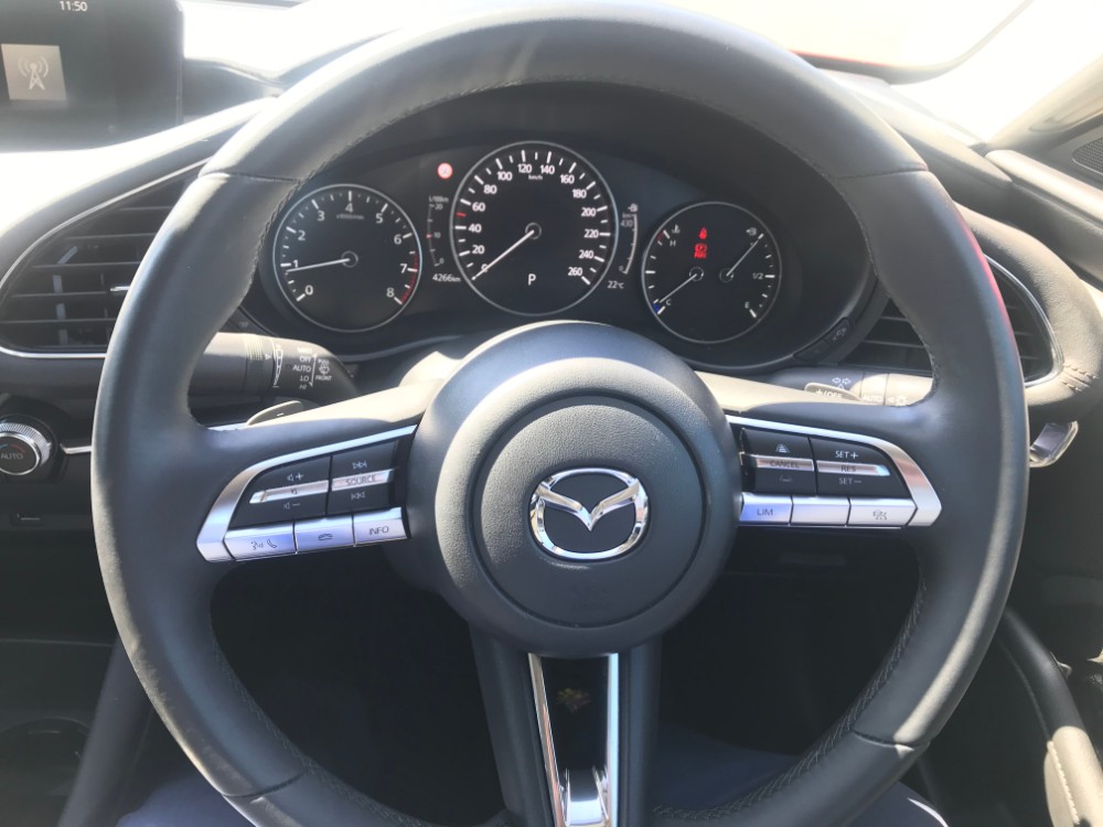 2019 Mazda 3 BP G20 Evolve Sedan Sedan Image 16