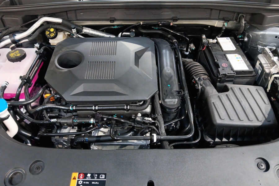 2024 MG HS Essence SUV Image 18