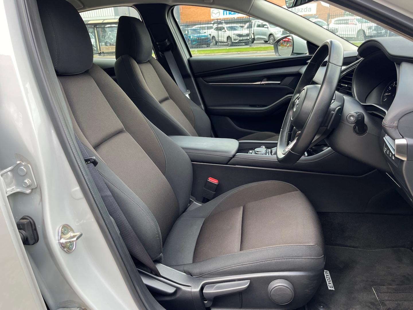 2024 Mazda 3 BP Series G20 Evolve Sedan Image 10