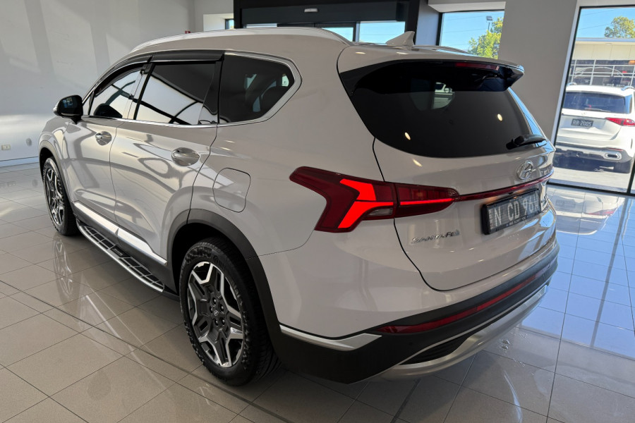 2023 Hyundai Santa Fe TM.V4 Hybrid Elite SUV Image 13