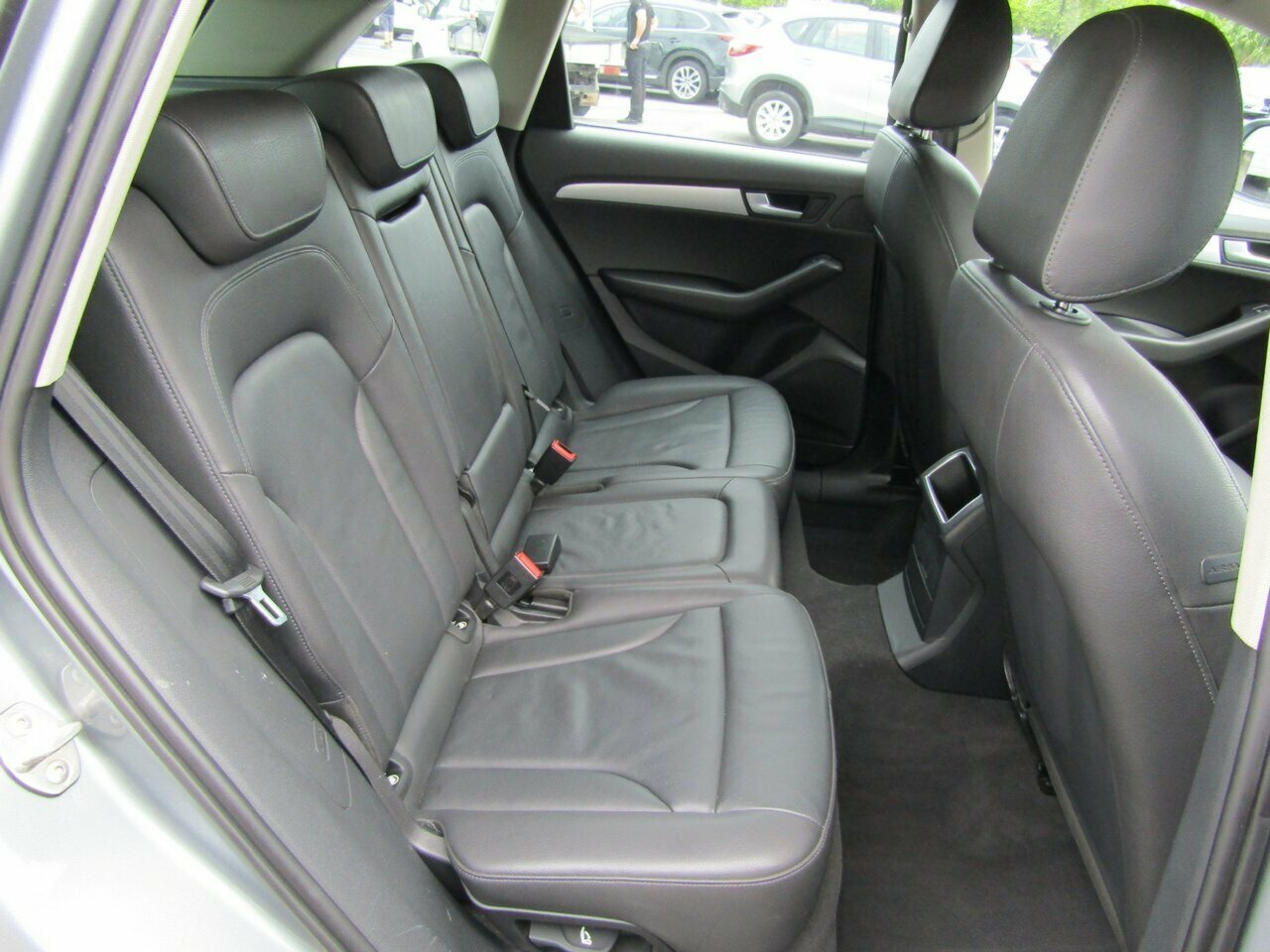 2011 MY12 Audi Q5 8R MY12 TDI S Tronic Quattro SUV Image 22
