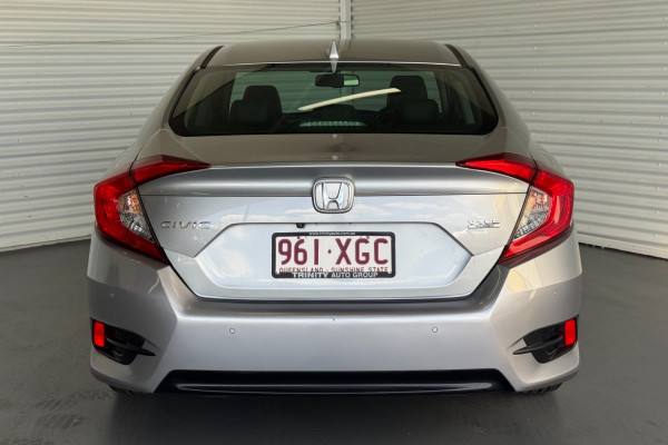 2017 MY16 Honda Civic 10th Gen VTi-LX Sedan Image 5