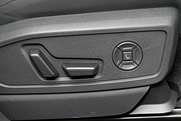 2025 MY26 Audi SQ5 270Kw v6 SUV image 17