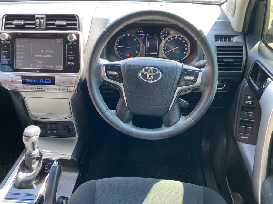 2018 Toyota LandCruiser Prado GDJ150R GXL SUV Image 11