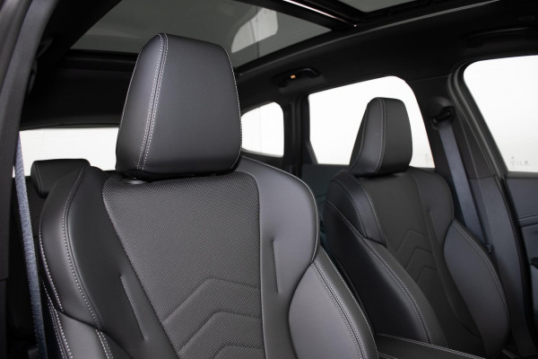 2025 BMW X1 U11 xDrive20i M Sport SUV image 9
