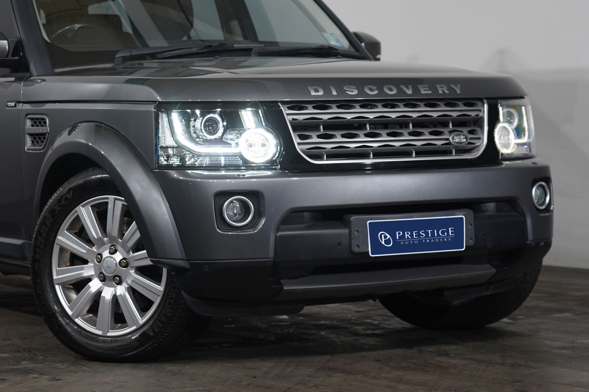2015 Land Rover Discovery 3.0 Tdv6 SUV Image 2