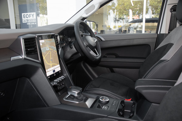 2025 Volkswagen Amarok NF TDI600 Style Ute image 8