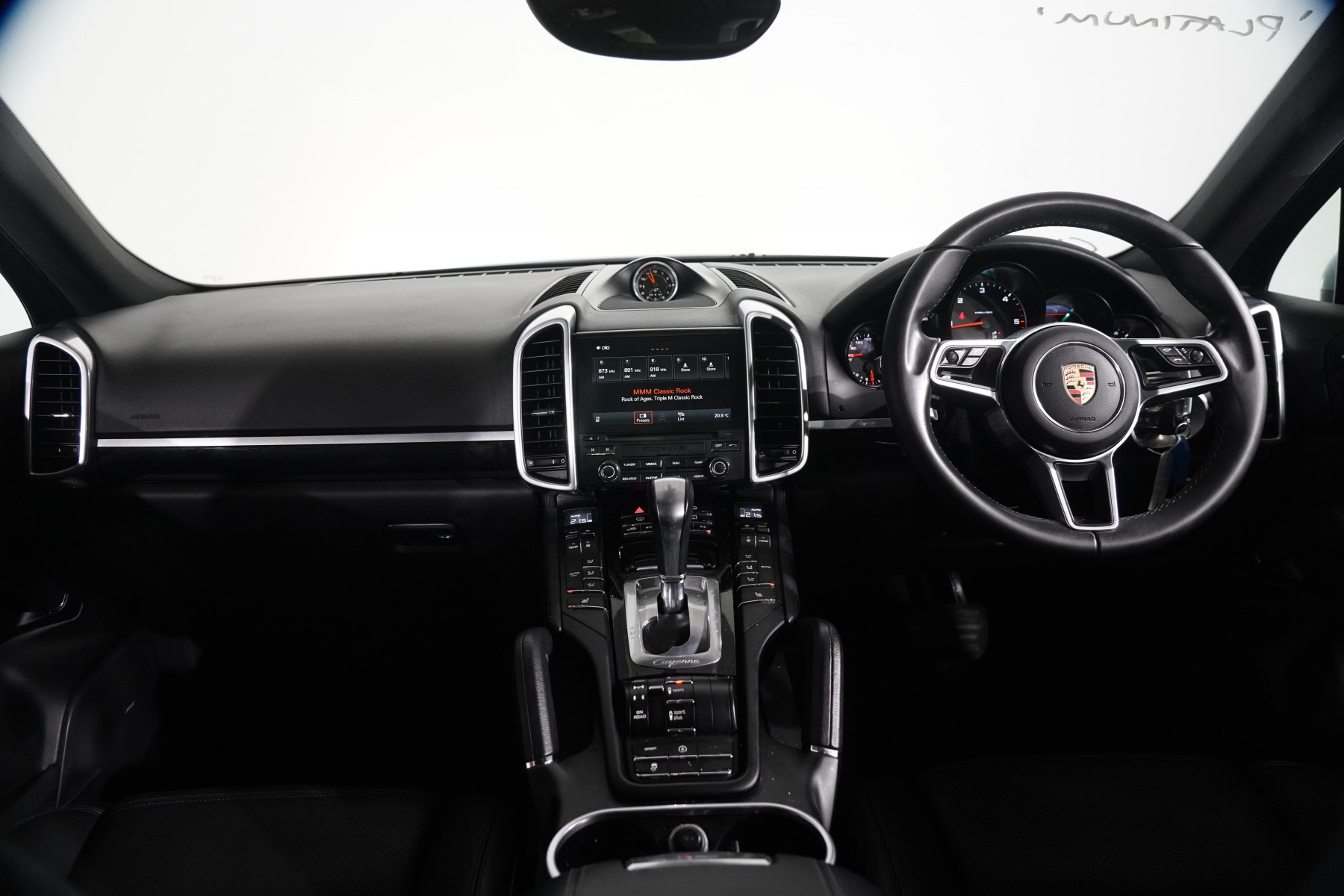 2016 Porsche Cayenne Diesel Platinum Edition SUV Image 13