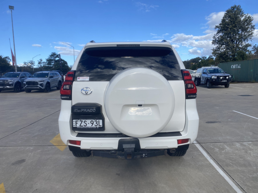 2018 Toyota LandCruiser Prado GDJ150R GXL SUV Image 6