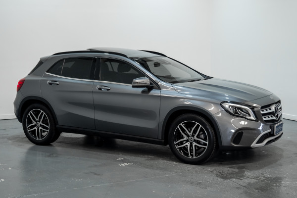 2017 Mercedes-Benz GLA-Class 180 SUV Image 7