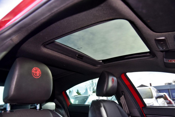 2013 Alfa Romeo Giulietta Series 0 Distinctive Hatch Image 10