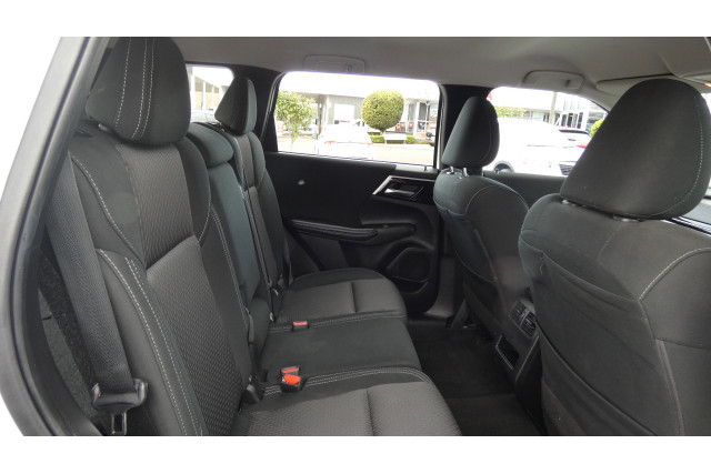 2023 Mitsubishi Outlander ZM MY23 ES 7 SEAT 2WD SUV Image 10