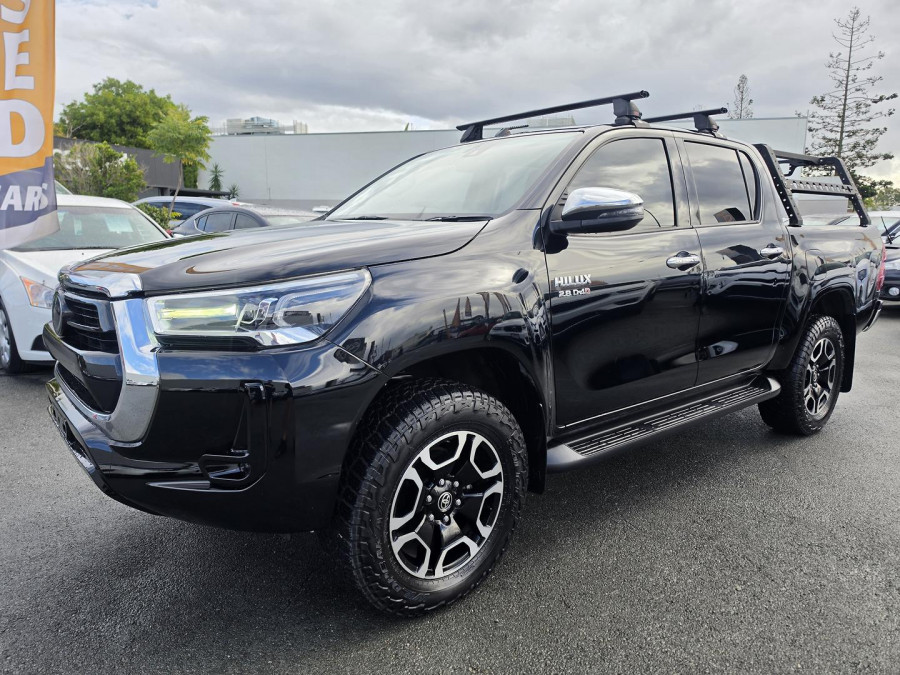 2021 Toyota HiLux GUN126R SR5 Dual Cab Pick Up Image 3
