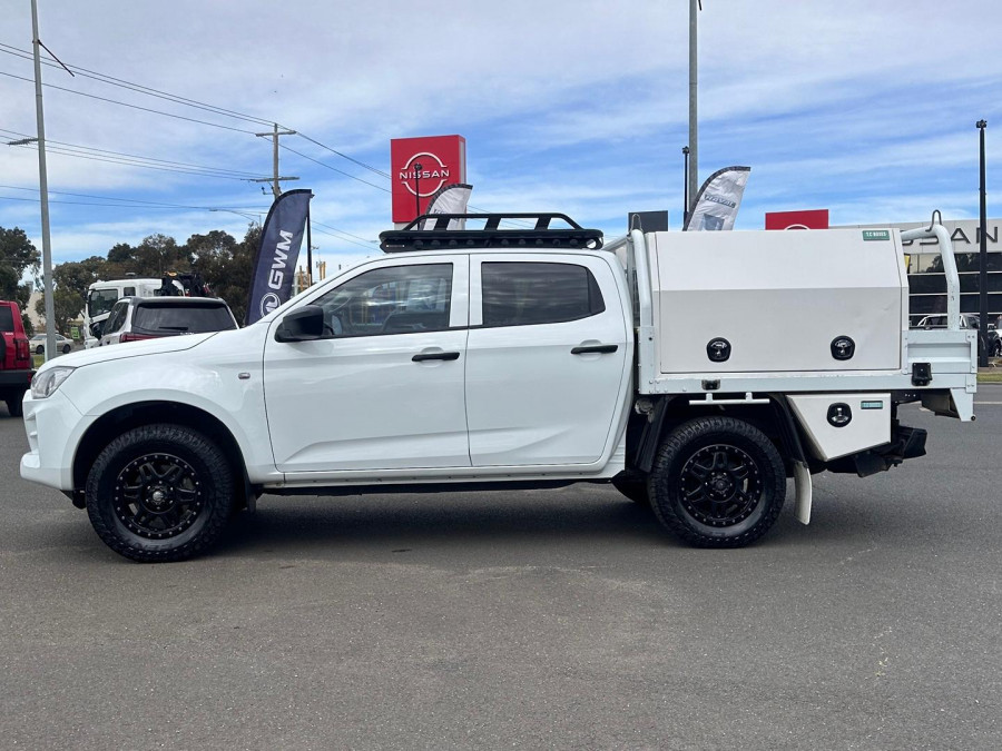 2022 Isuzu D-MAX RG SX High Ride Cab Chassis Image 6