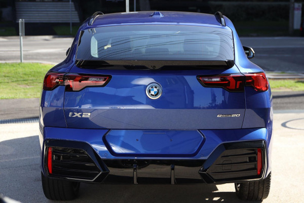 2024 BMW iX2 U10 eDrive20 M Sport SUV image 6