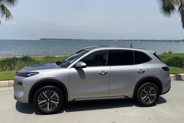 2025 MY26 Geely Starray EM-i P145 Complete SUV Image 2