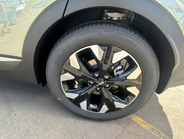 2025 Kia Sportage NQ5 GT-Line SUV image 11