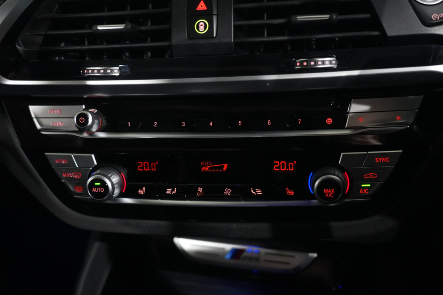 2021 BMW X4 M40i SUV Image 19