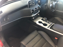 2017 MY18 Kia Stinger CK GT Sedan