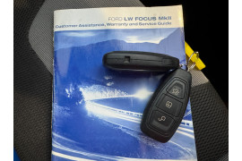 2015 MY14 Ford Focus LW MkII Sport Hatch