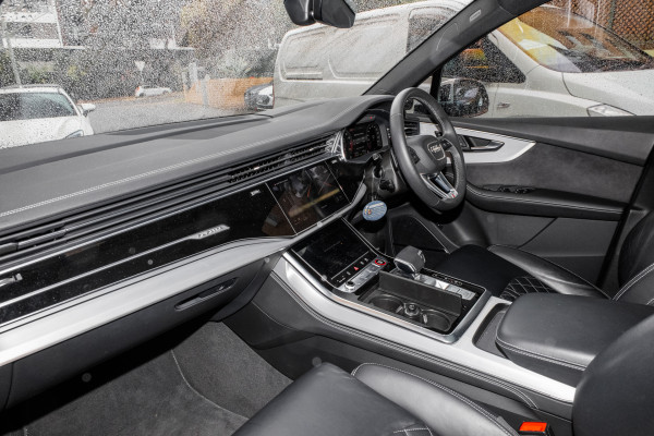2023 Audi SQ7 4M TFSI SUV image 8
