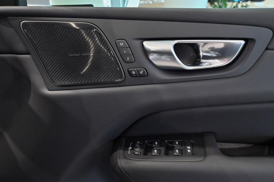 2026 Volvo XC60 UZ Plus B5 Bright SUV Image 19