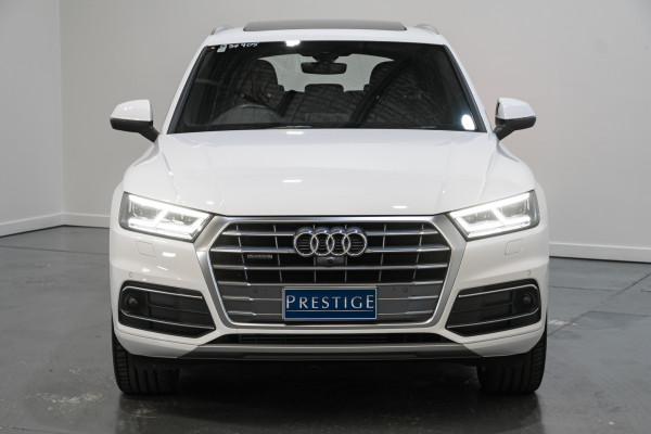 2020 Audi Q5 FY 45 TFSI sport SUV Image 8