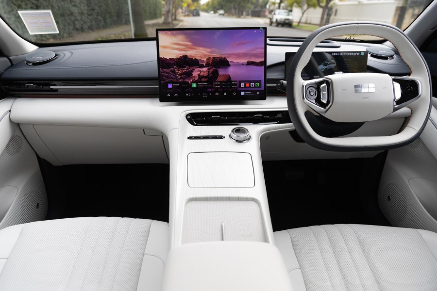 2026 MY27 Geely Starray EM-i P145 Inspire Extended Range SUV Image 4