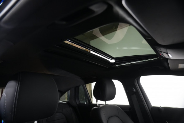 2020 Mercedes-Benz EQC EQC400 SUV Image 19