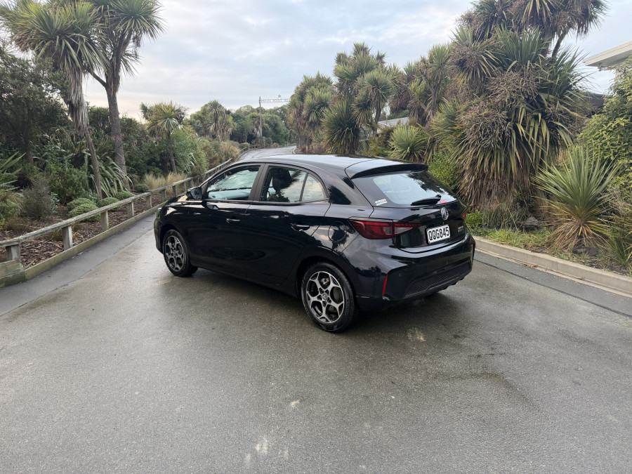 2024 MG MG3 Essence Hybrid+ Hatch Image 3