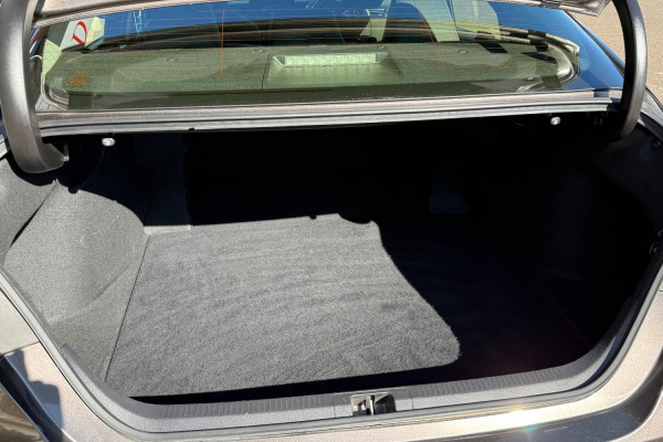 2022 Toyota Camry Hybrid AXVH70R Ascent Sedan Image 18