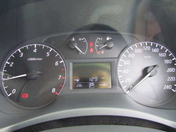 2014 Nissan Pulsar B17 ST Sedan