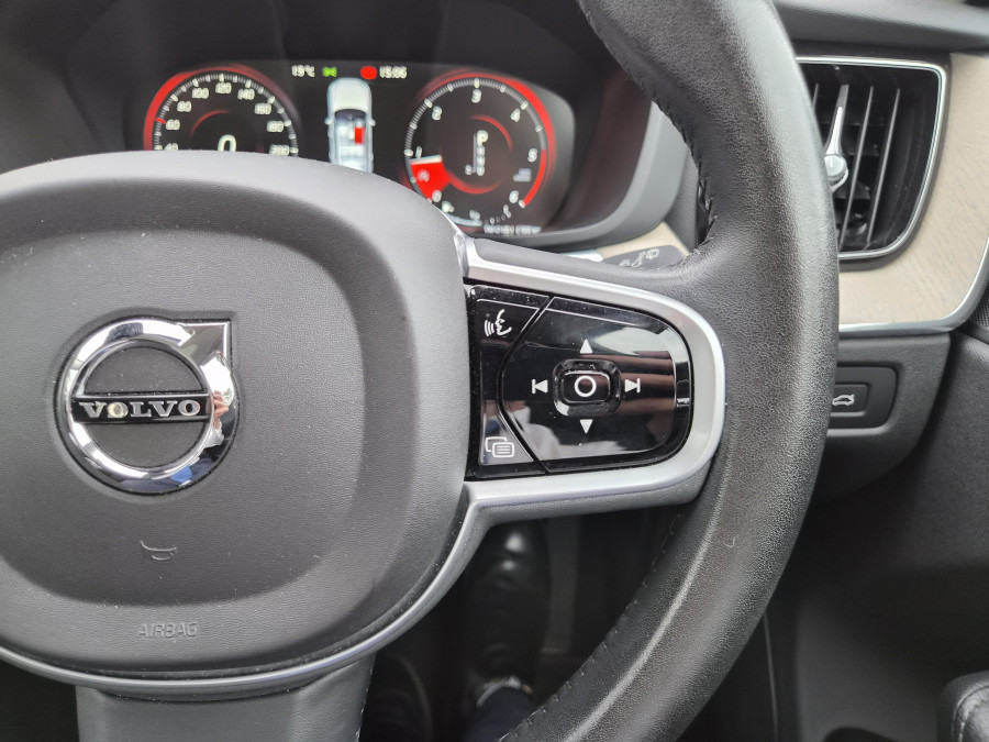 2018 Volvo XC60 UZ D4 Inscription SUV Image 19