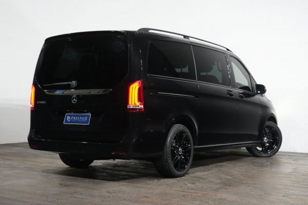 2022 Mercedes-Benz V-Class V300 d Avantgarde People Mover image 7