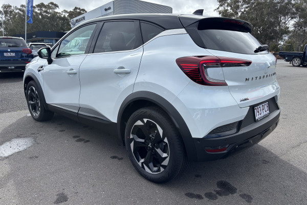 2025 Mitsubishi ASX XE Exceed SUV Image 4