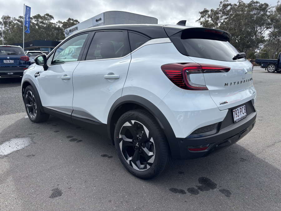 2025 Mitsubishi ASX XE Exceed SUV Image 4