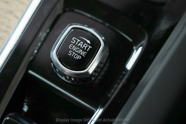 2026 Volvo XC60 UZ Plus B5 Bright SUV Image 18
