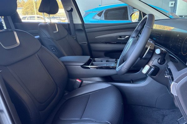 2026 Hyundai Tucson NX4.V4 Hybrid Premium SUV Image 8