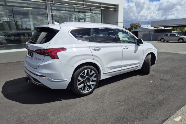 2021 Hyundai Santa Fe TM.V3 Highlander SUV Image 14